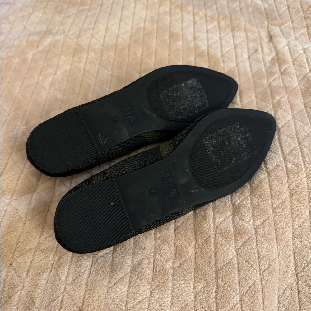 MIA “Kerri” Women's Flats - Picture 5 of 5